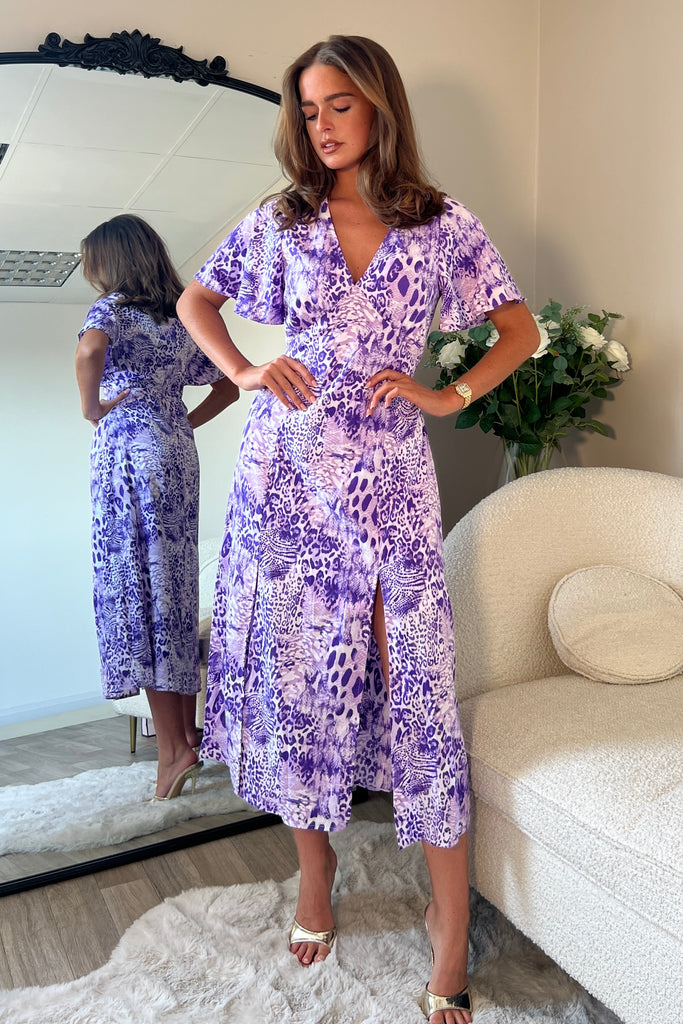 plus maxi dress with sleeves Size Long Split Sleeve A-Line Launchdate:2025-12-11 Size:16 x 36 56.2 in Paris Jackson claps back