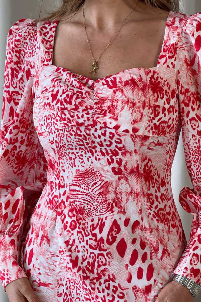berry loraine mini dress Loraine Long Sleeves Mini Dress Red – Girl In Mind