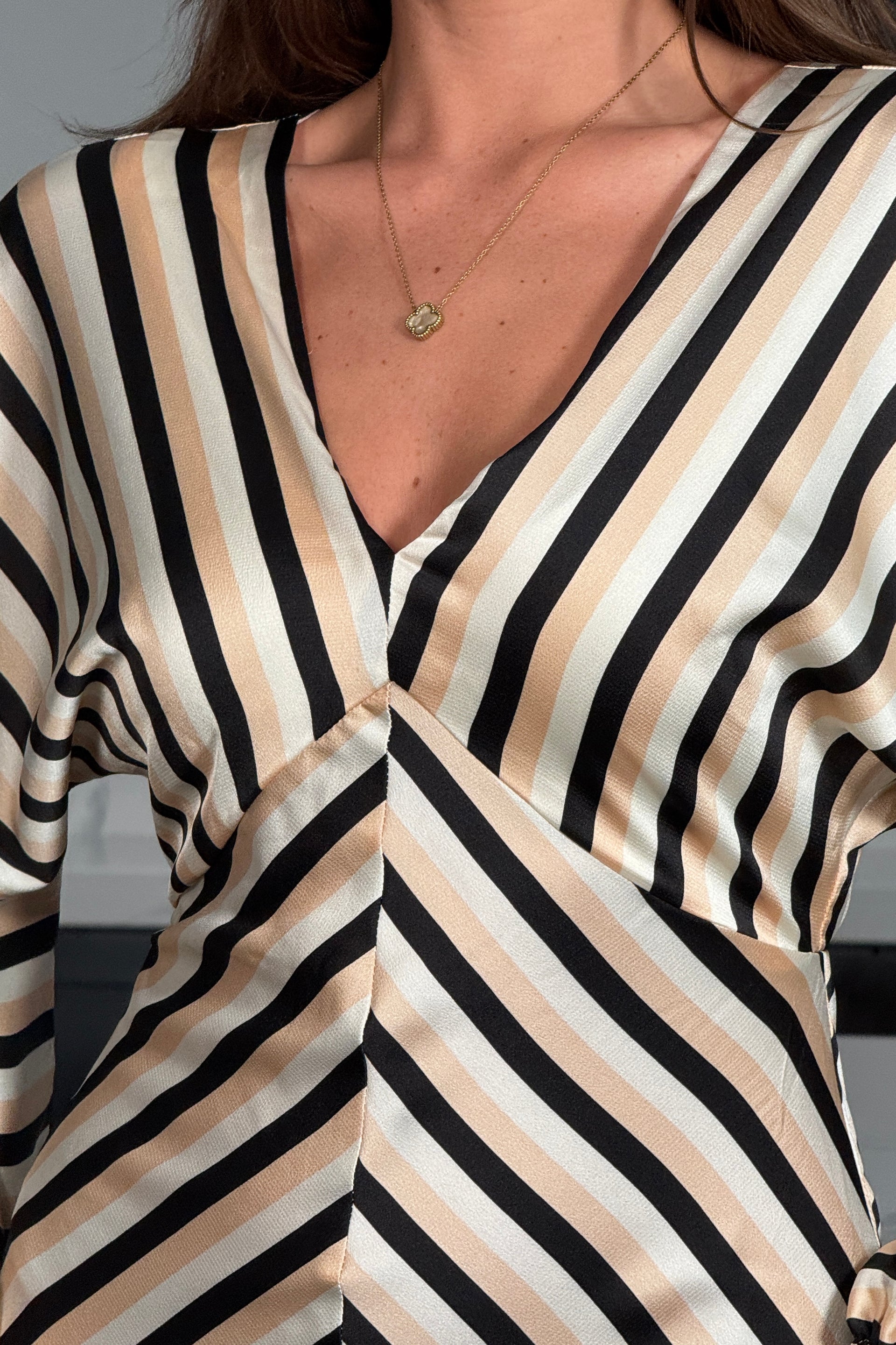 London V Neck Long Sleeves Maxi Dress In Stripe