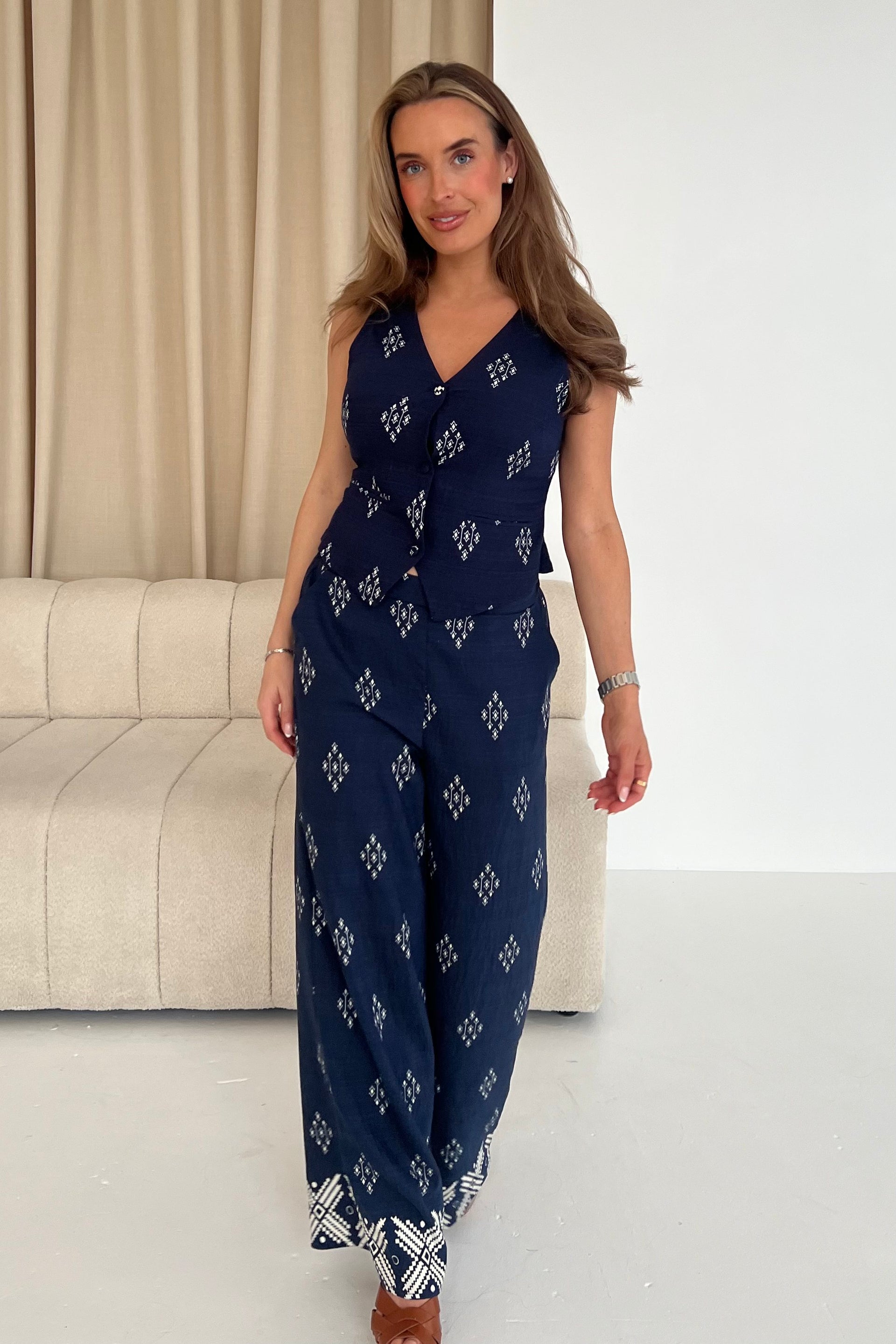 Cara Viscose Blend Printed Trouser In Navy