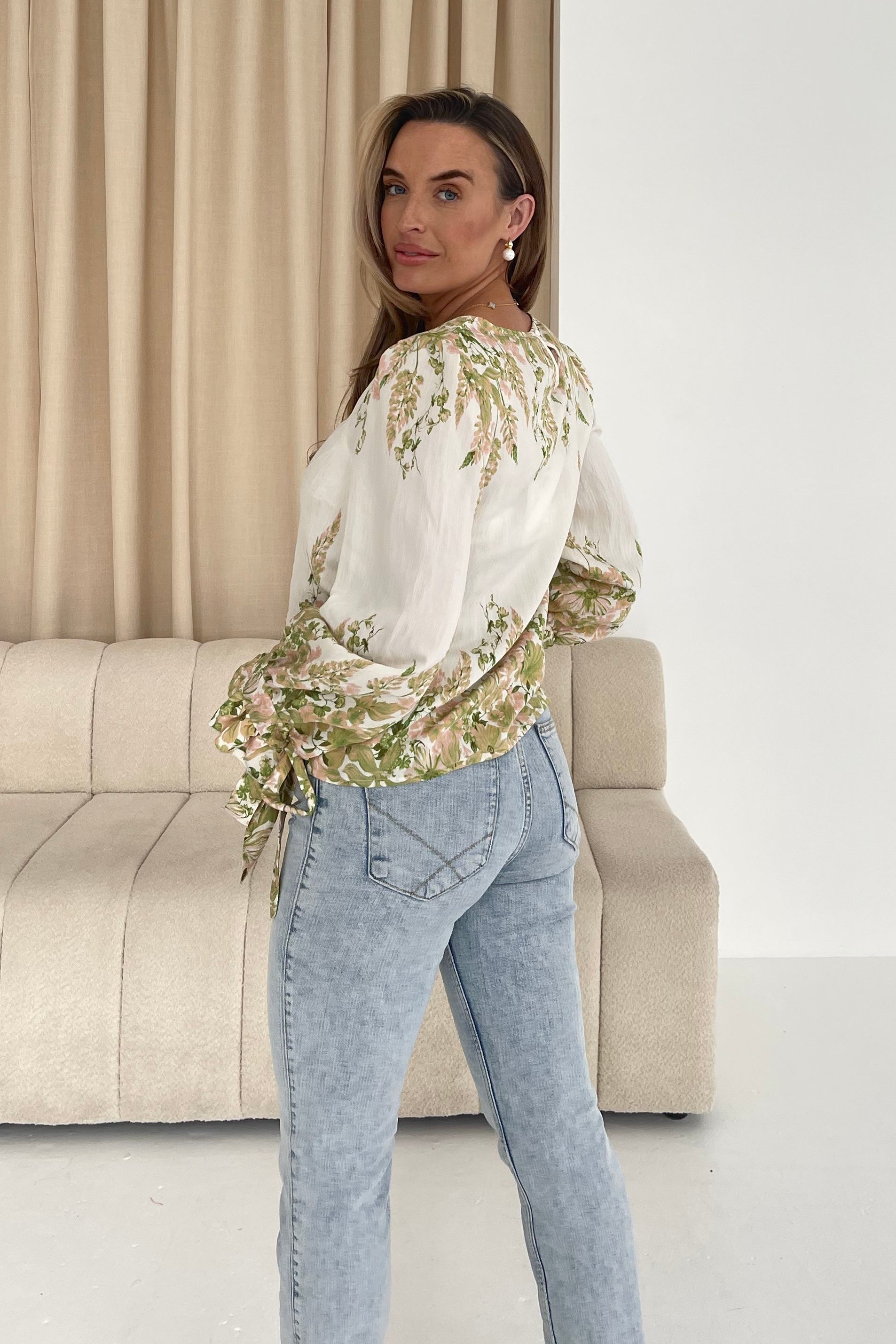 Darcy Tie Cuff Blouse in Linen Look Green Floral