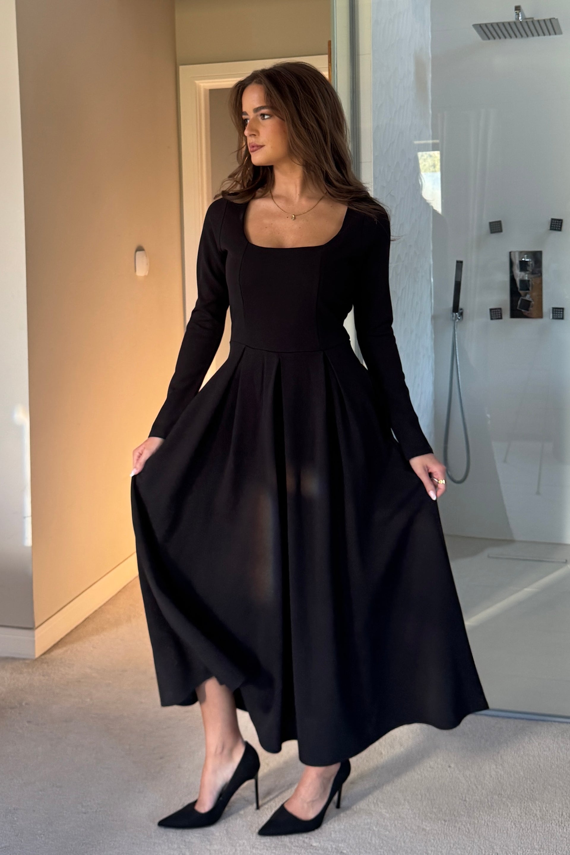 Evie Square Neck Long Sleeve Midi Dress Black