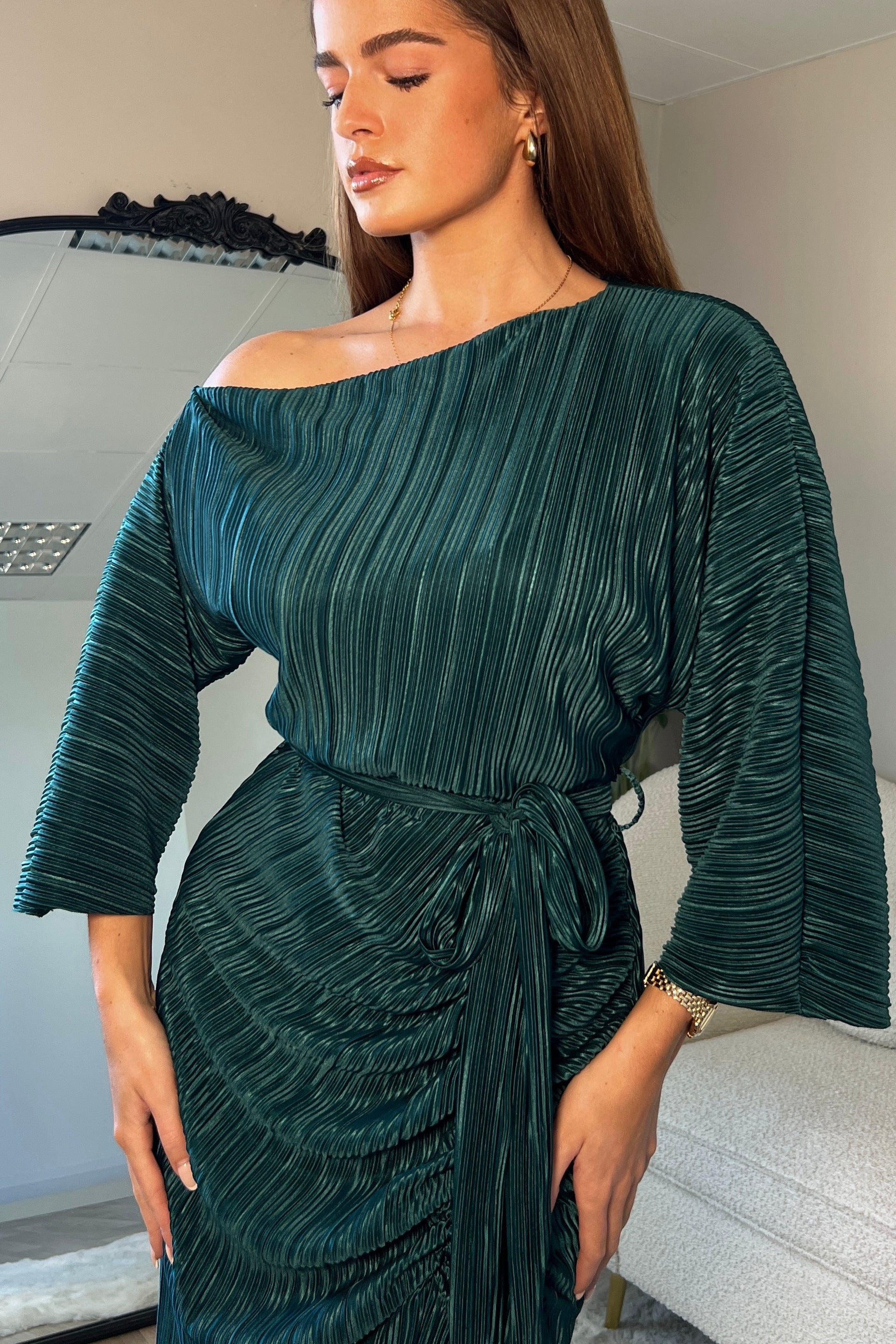 Vendy Off The Shoulder Ruched Detail Midi Dress Emerald