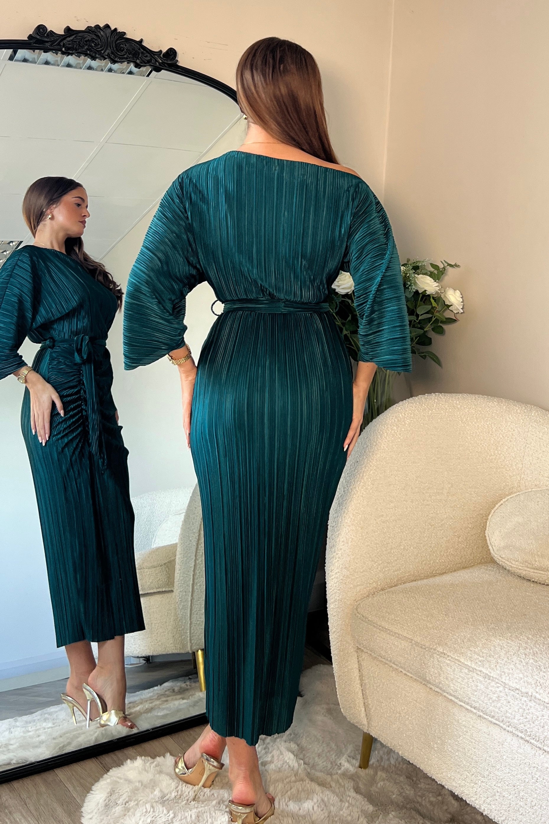 Vendy Off The Shoulder Ruched Detail Midi Dress Emerald