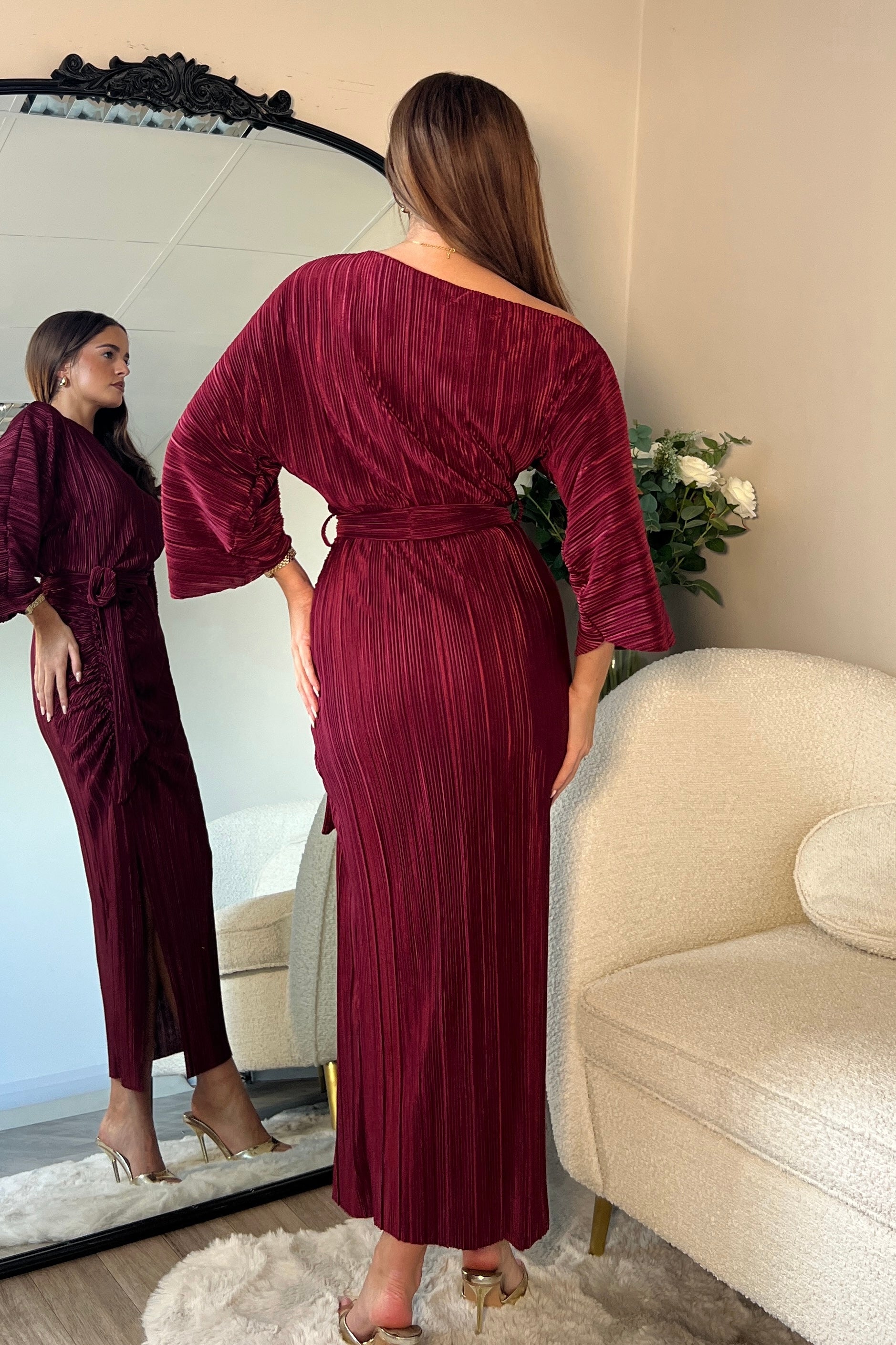 Vendy Off The Shoulder Ruched Detail Midi Dress Berry