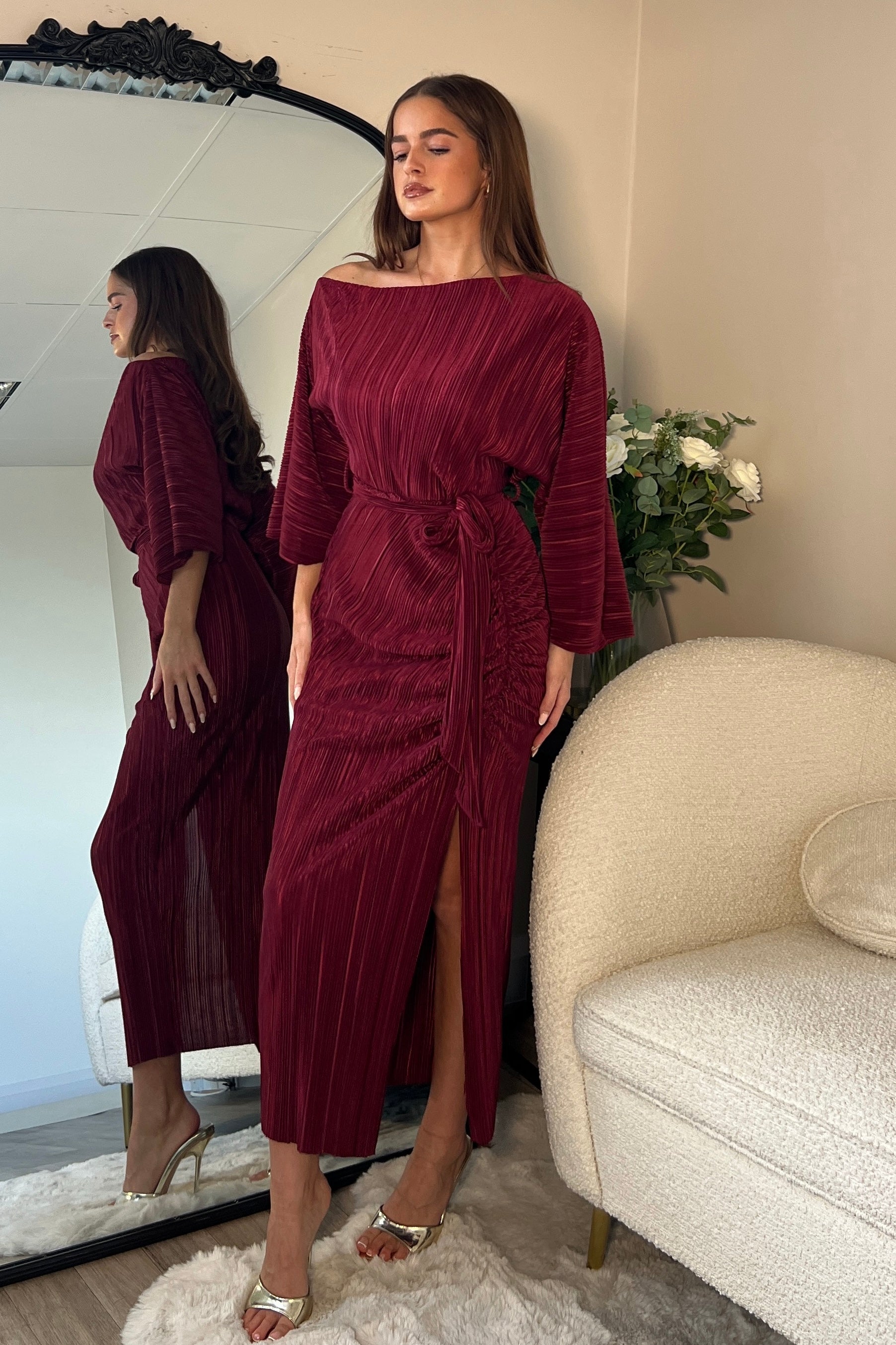 Vendy Off The Shoulder Ruched Detail Midi Dress Berry