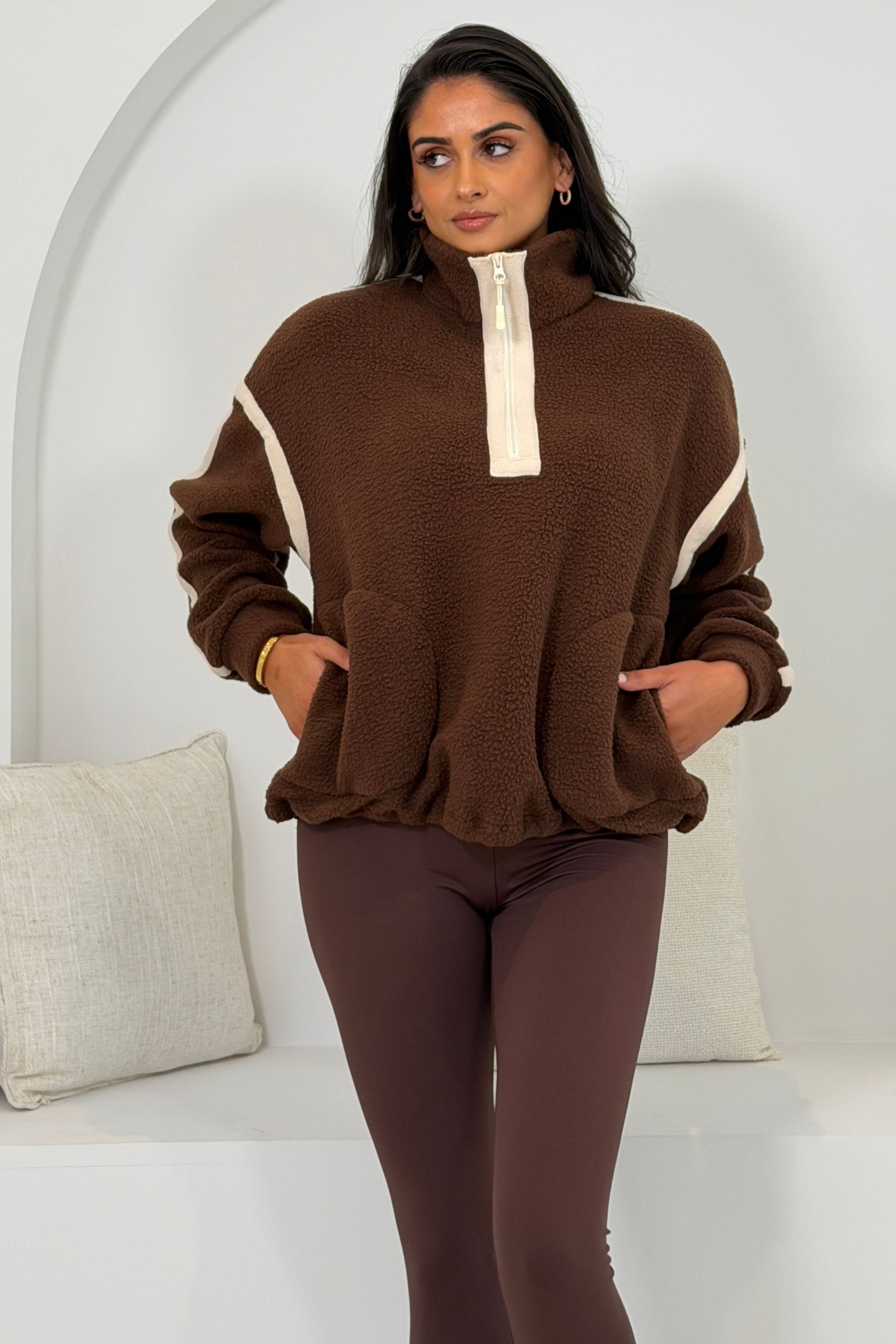 Lilo Contrast Binding 1/4 Zip Pocket Detail Fleece Chocolate