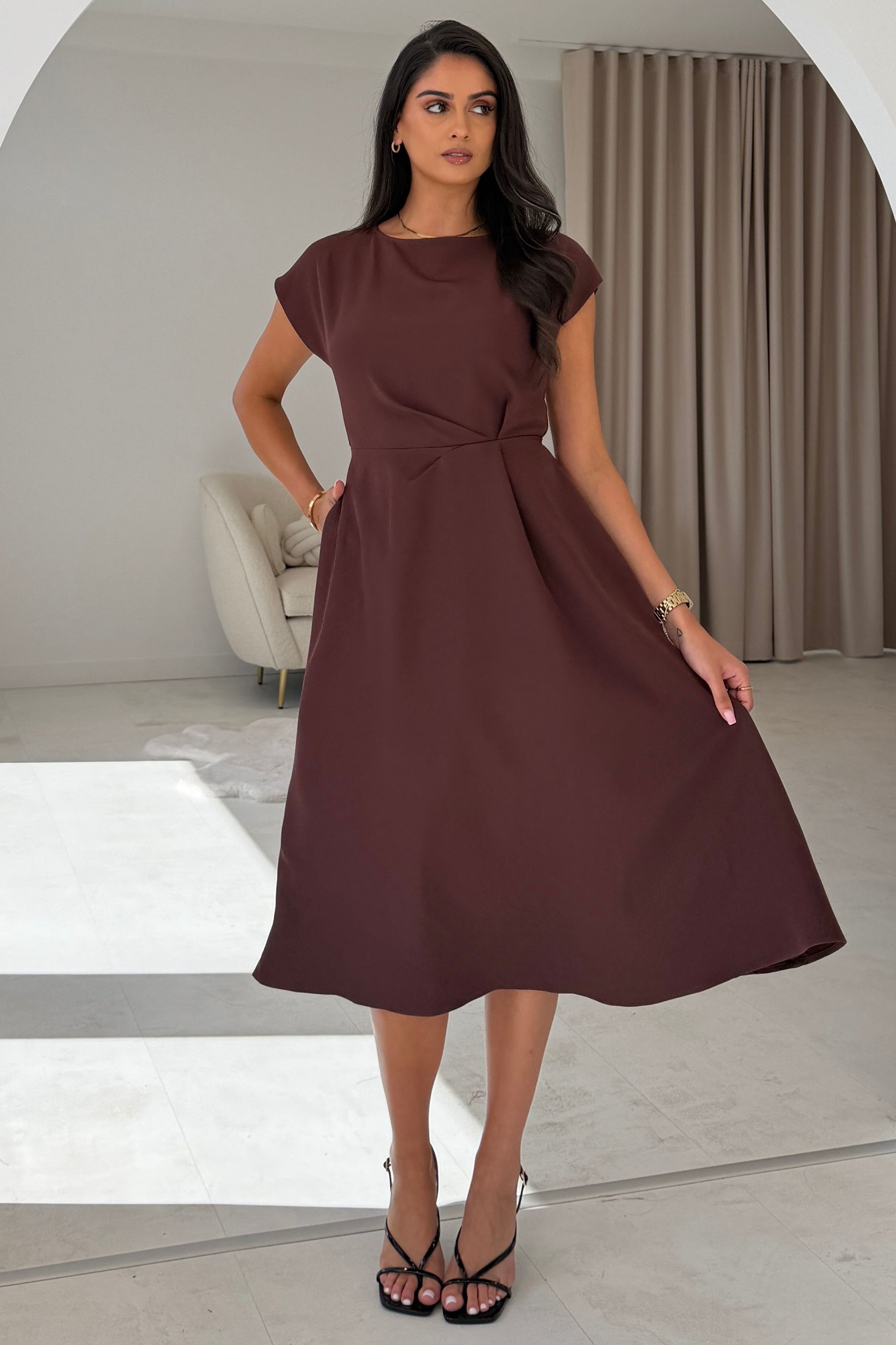 Leni Pleated Midi Dress Brown