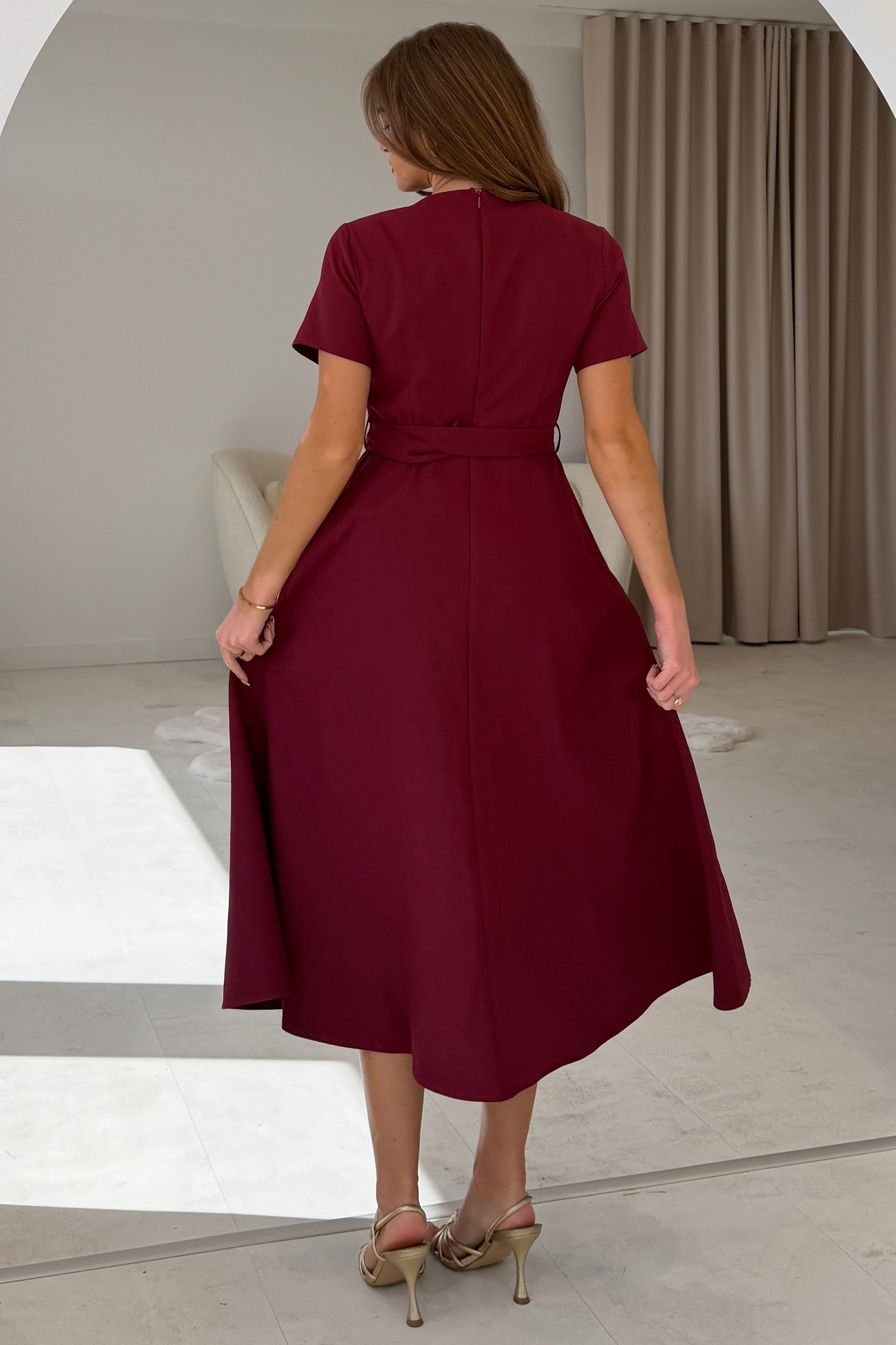 Sorelle Belted Midi Dress Wine