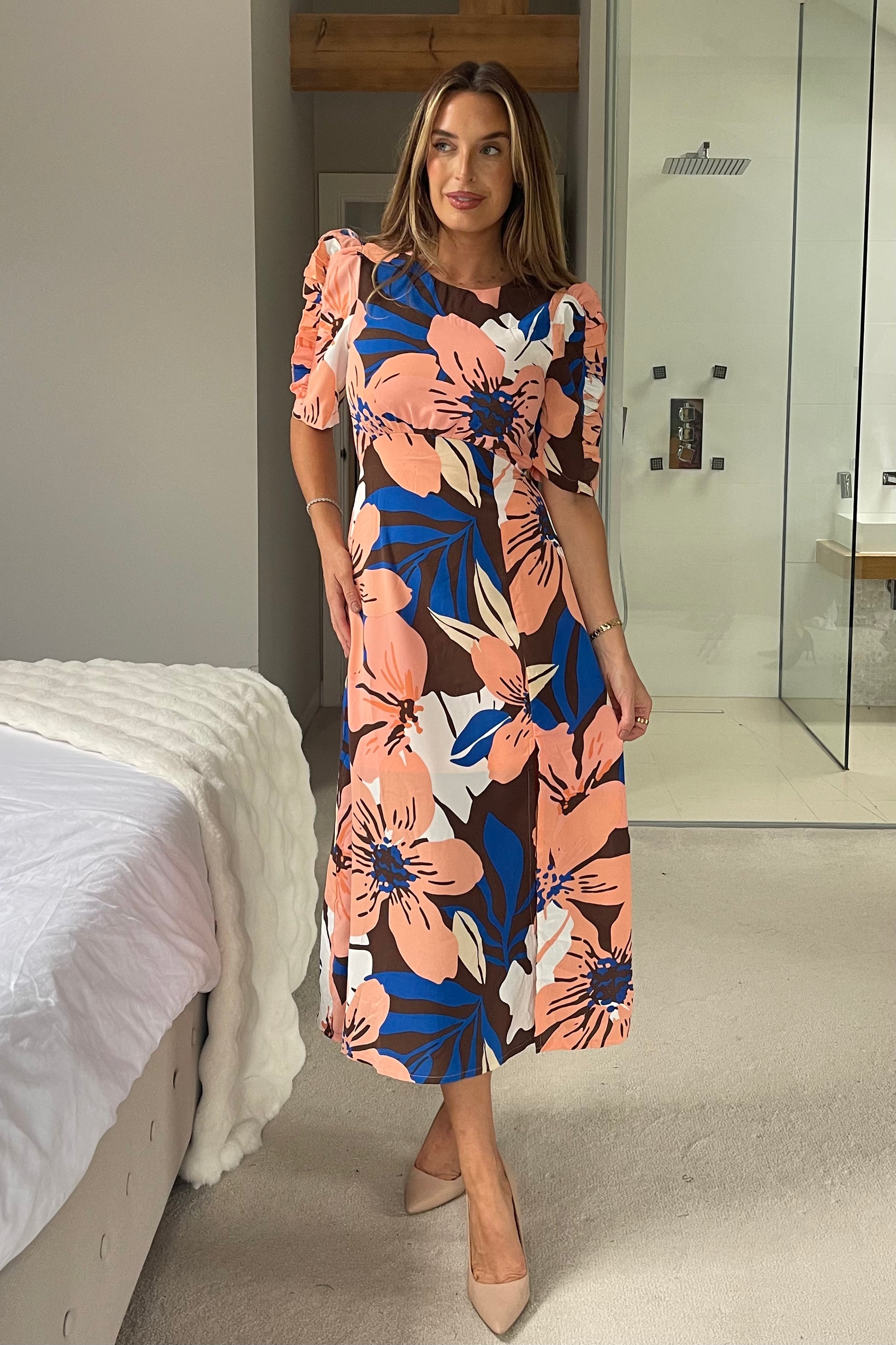 Samira Brown Peach Floral Frill Sleeve Midi Dress