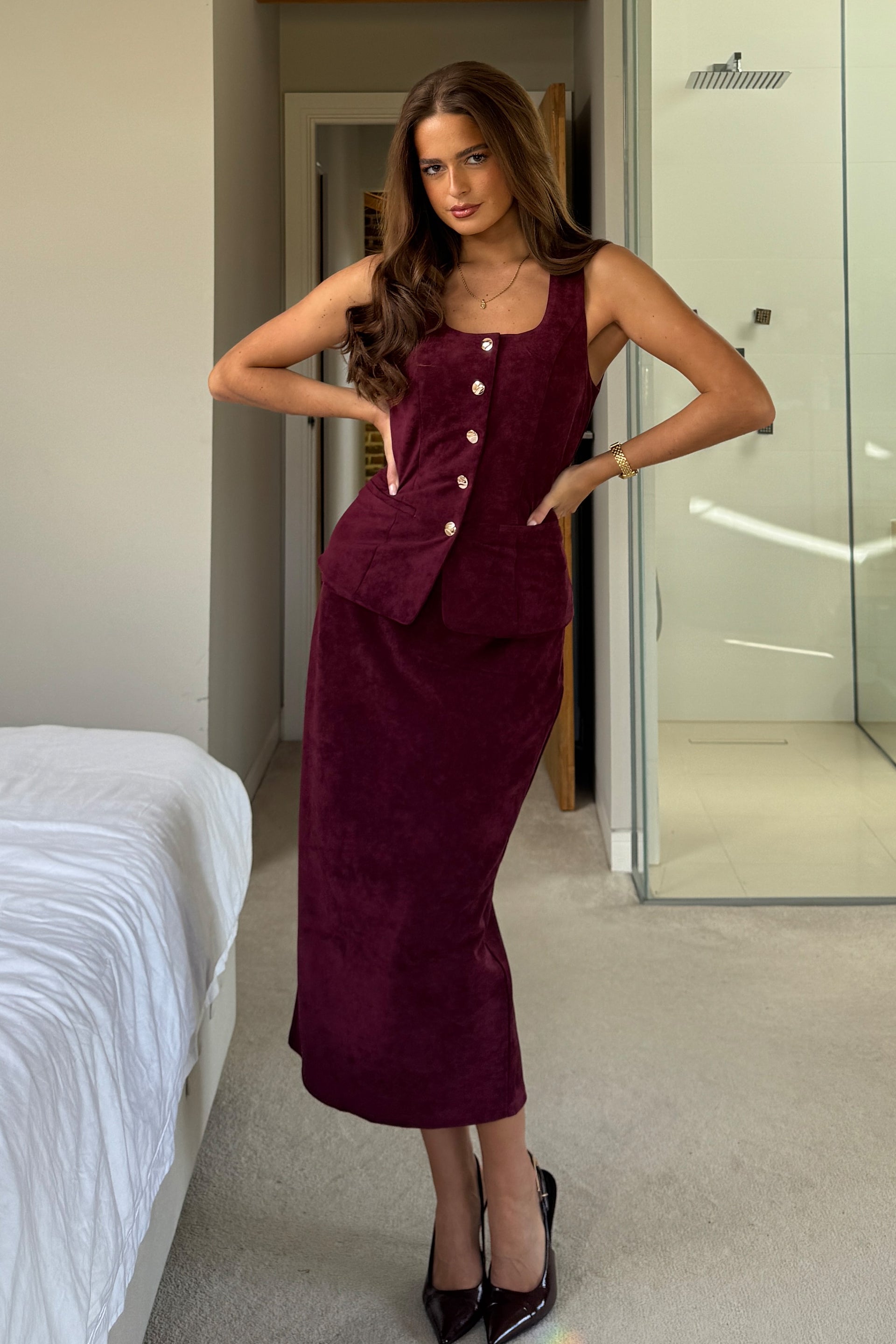 Vicky Reversible Tailored Suede Skirt Berry
