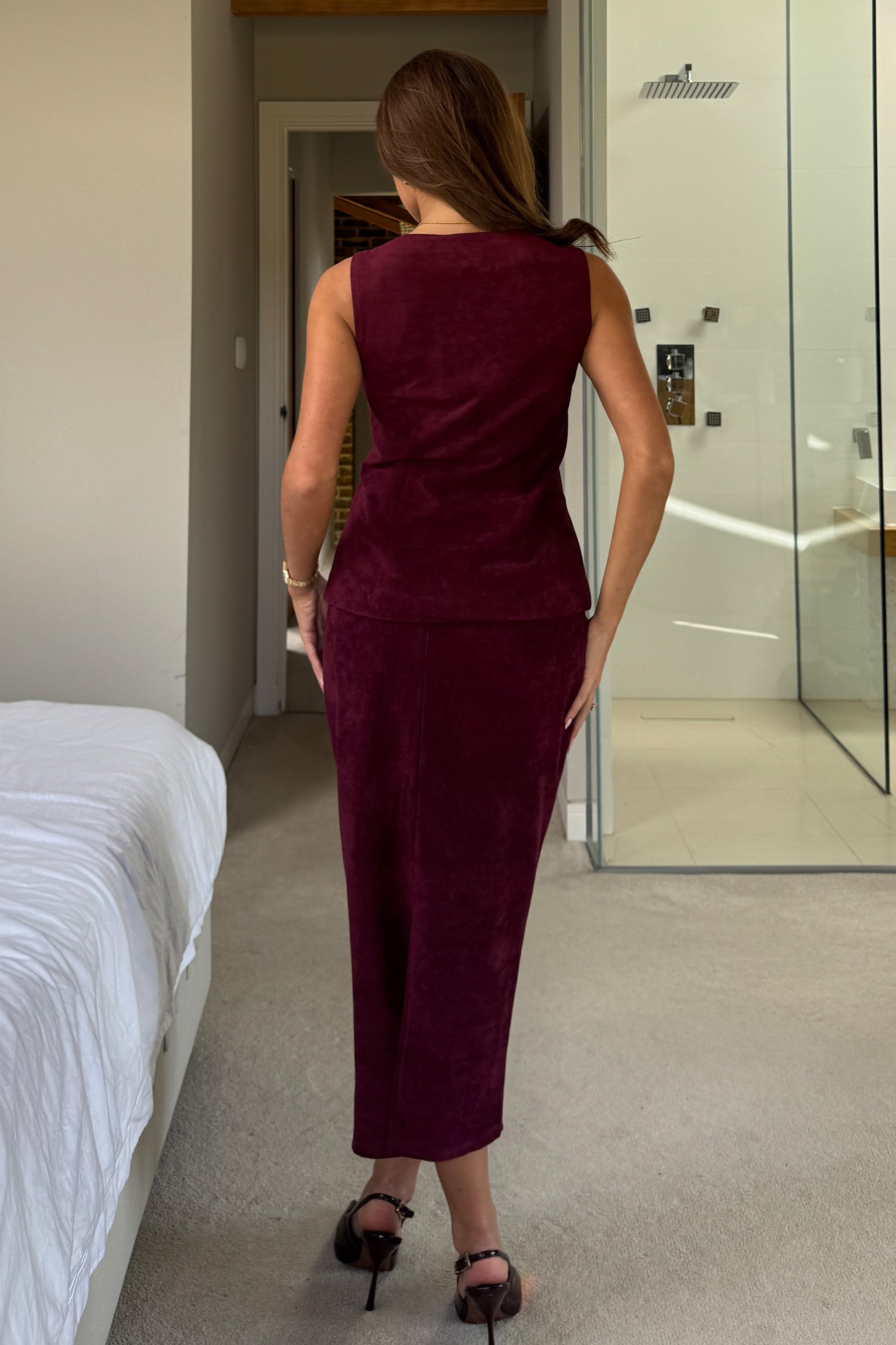 Vicky Reversible Tailored Suede Skirt Berry