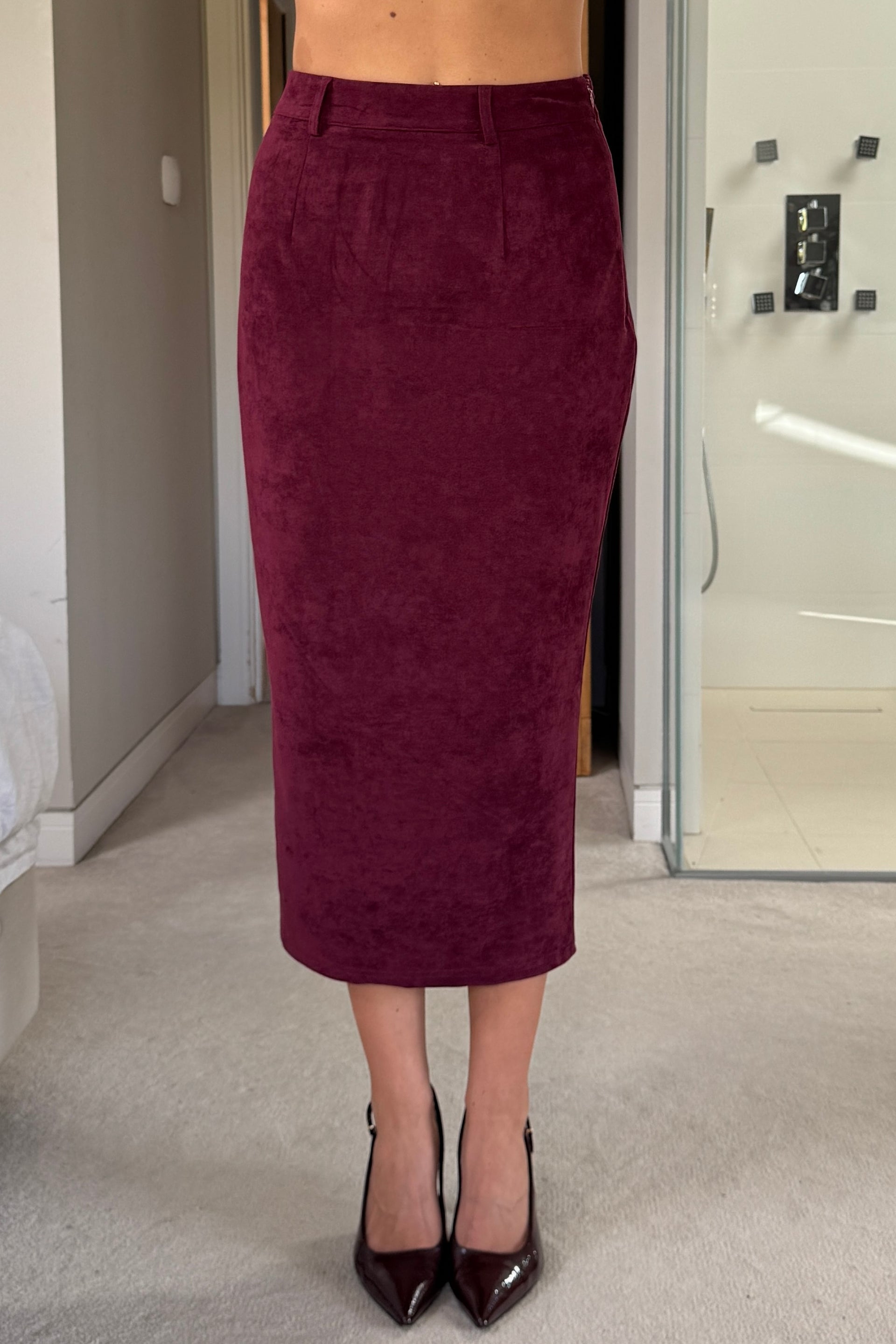 Vicky Reversible Tailored Suede Skirt Berry
