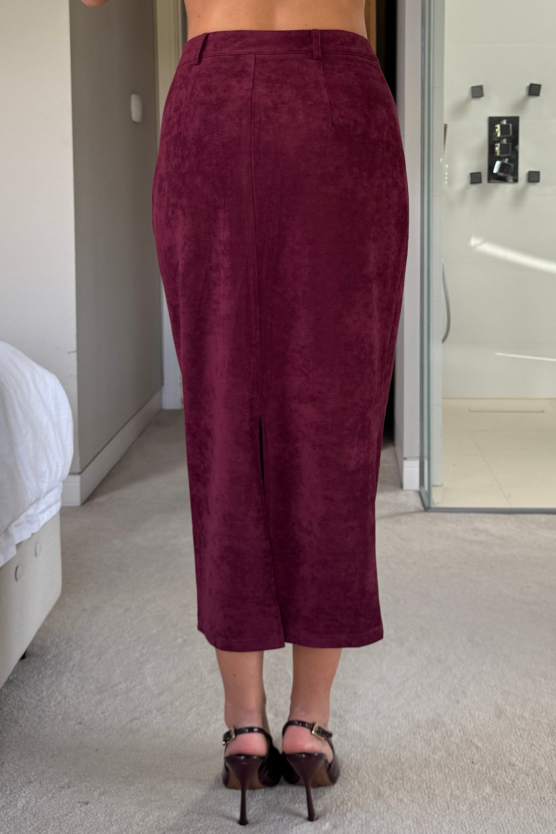 Vicky Reversible Tailored Suede Skirt Berry