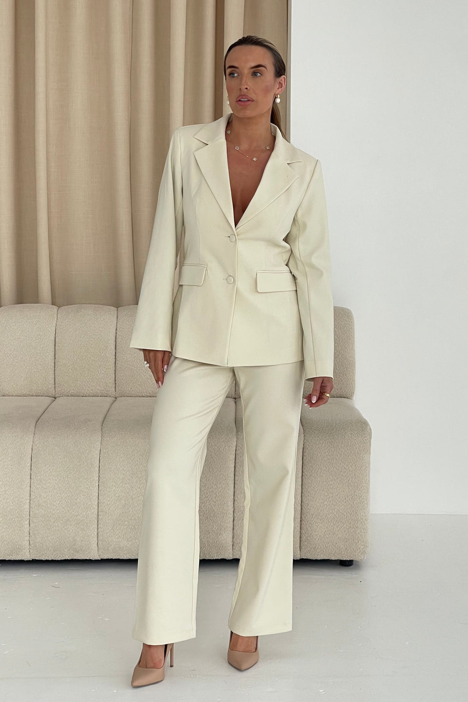 Stevie Classic Fitted Blazer Ivory
