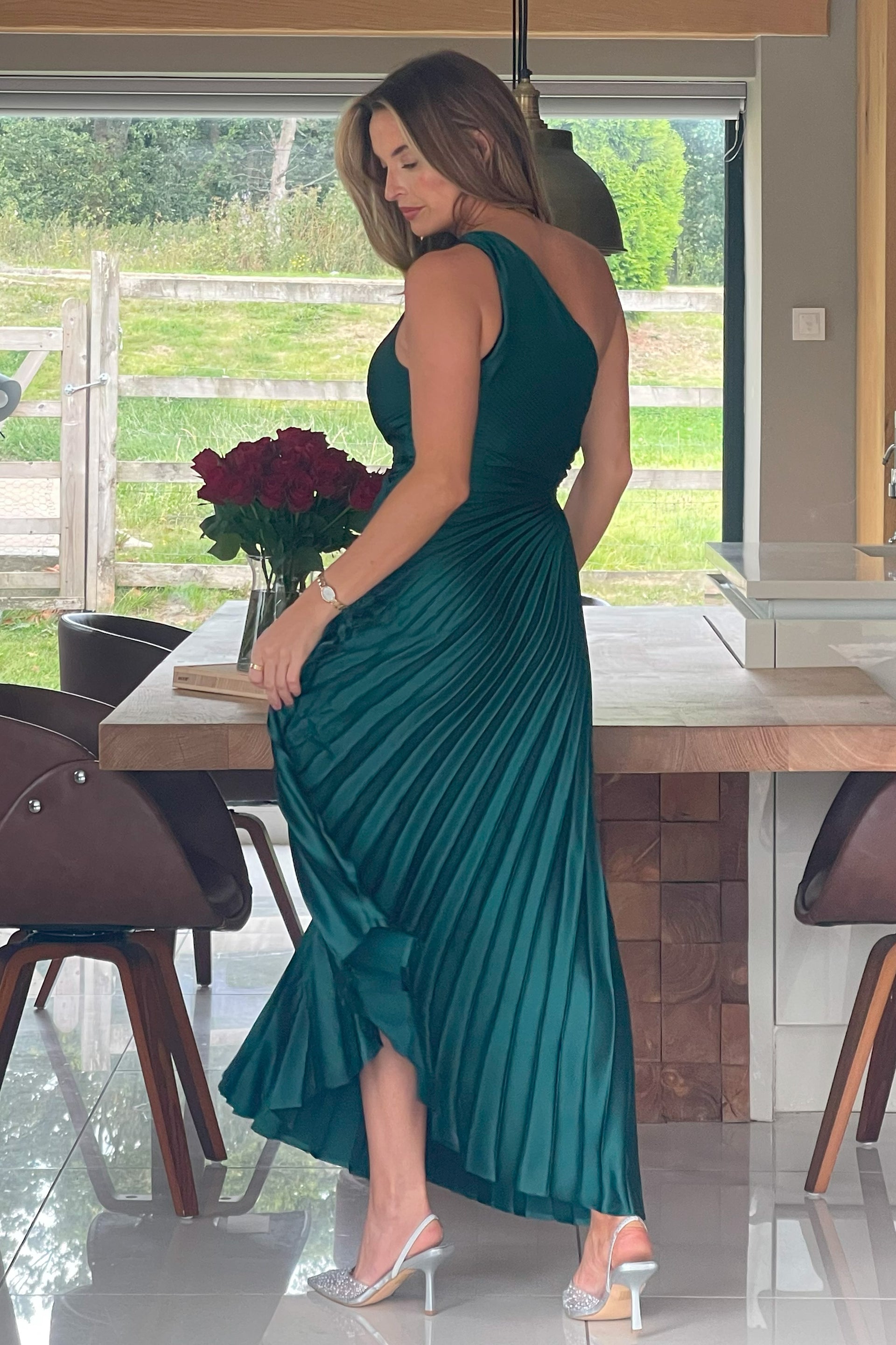 emerald green pleated midi dress Green Pleated Dress 70s Emerald V Neck Dolman Sleeve Midi Accordion Pleat Skirt Vintage Flowy Disco Glamour Medium M