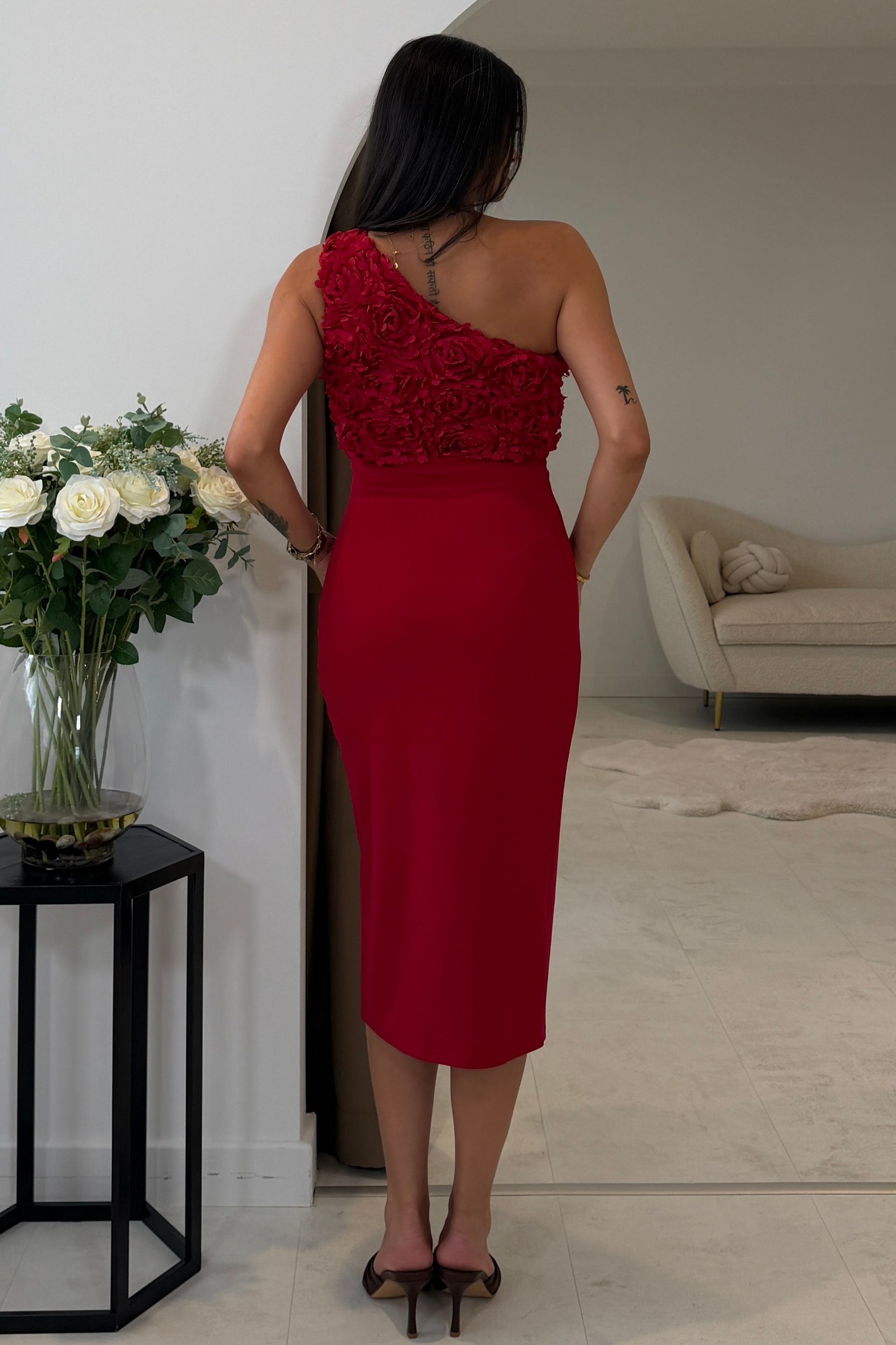 Gwyneth 3D Floral One Shoulder Midi Dress Red