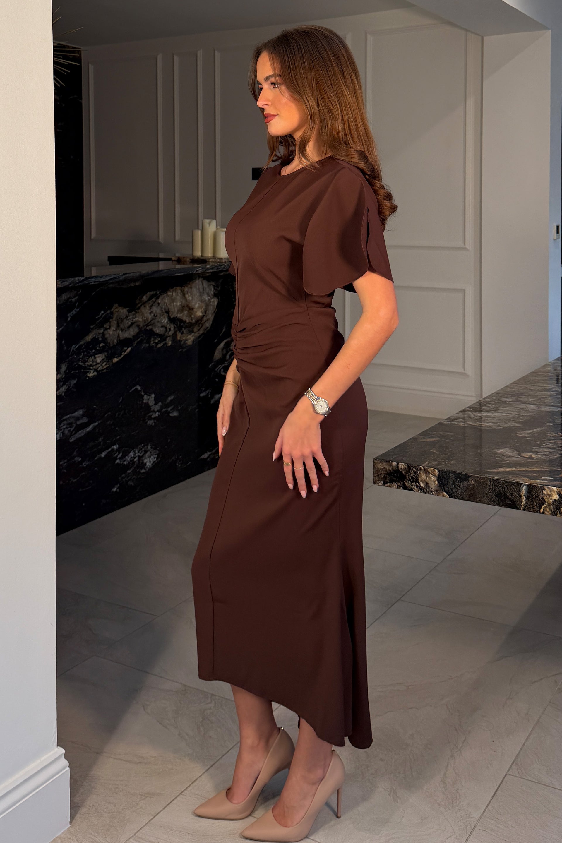 Cleo Ruched Detail Midi Dress In Brown – Girl In Mind