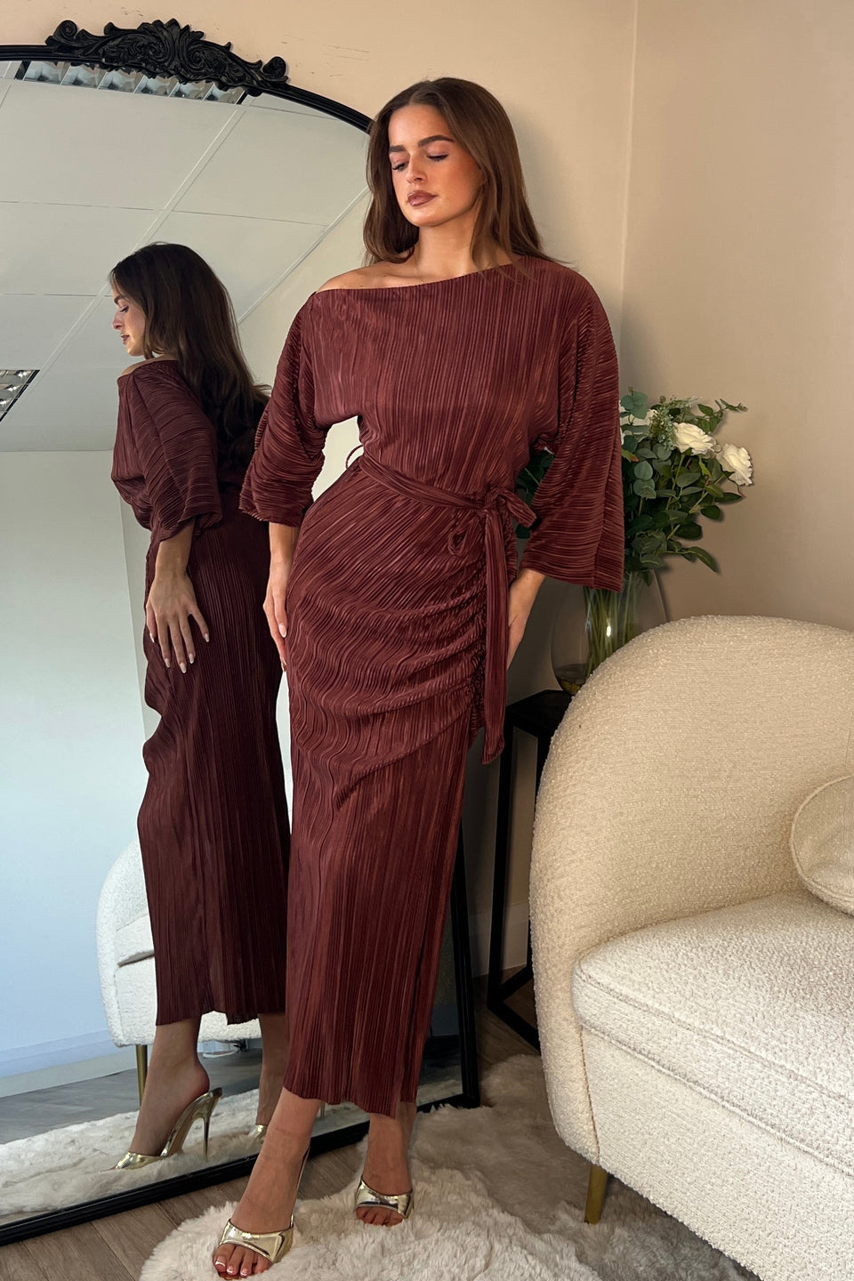 Vendy Off The Shoulder Ruched Detail Midi Dress Brown