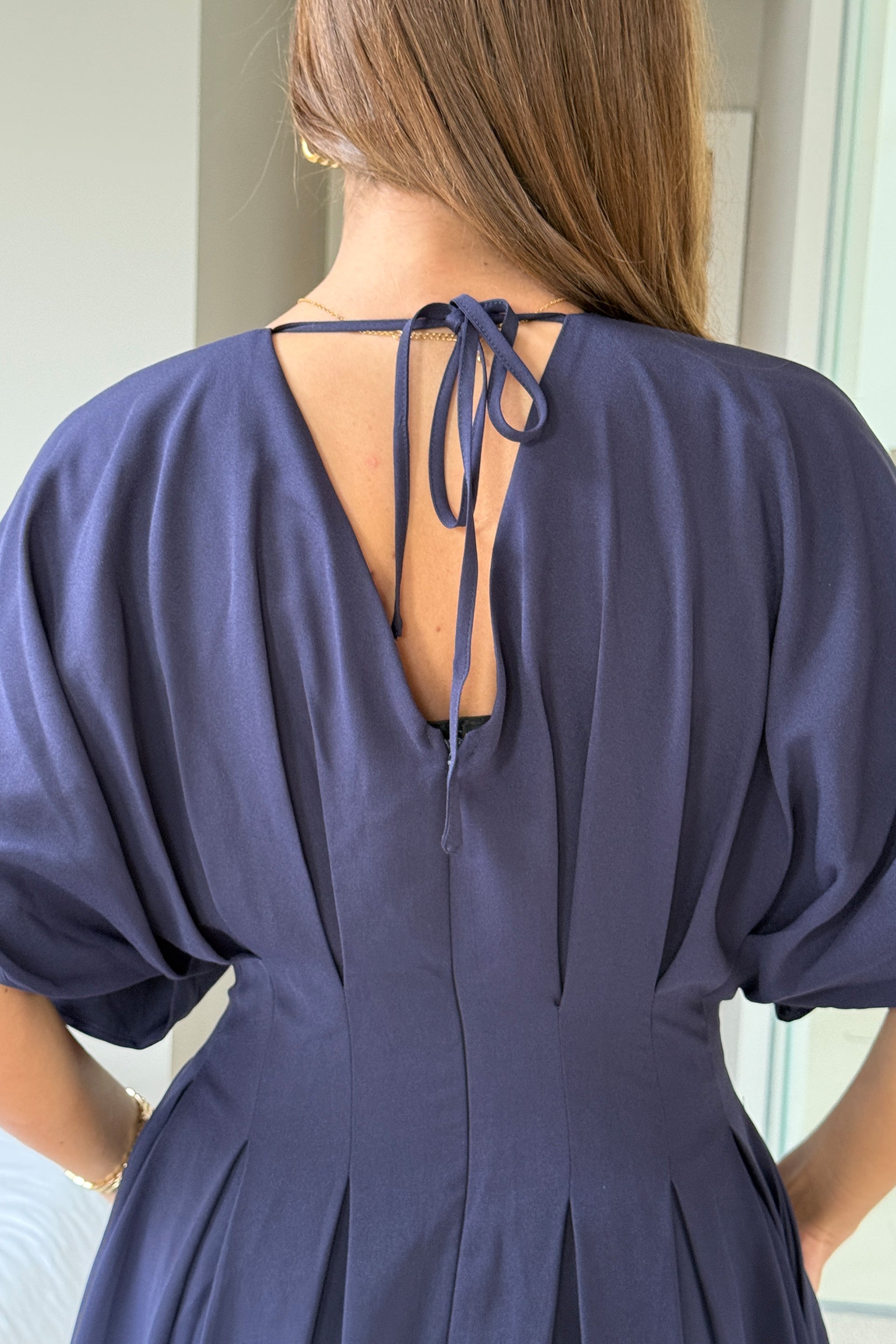 Laura V-Neck Short Sleeve Flowy Navy Midi Dress