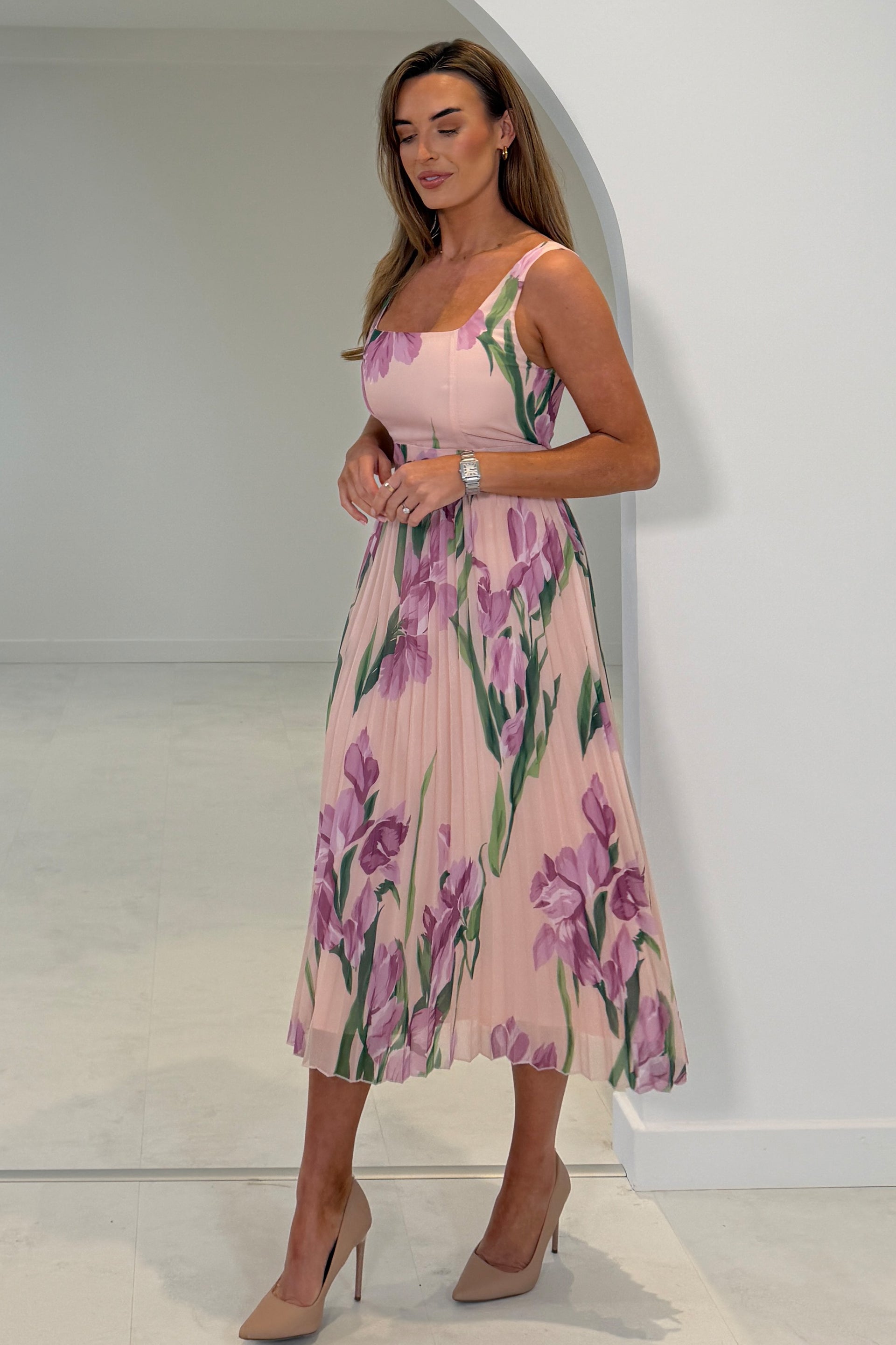 Lola Floral Print Midi Dress Pink